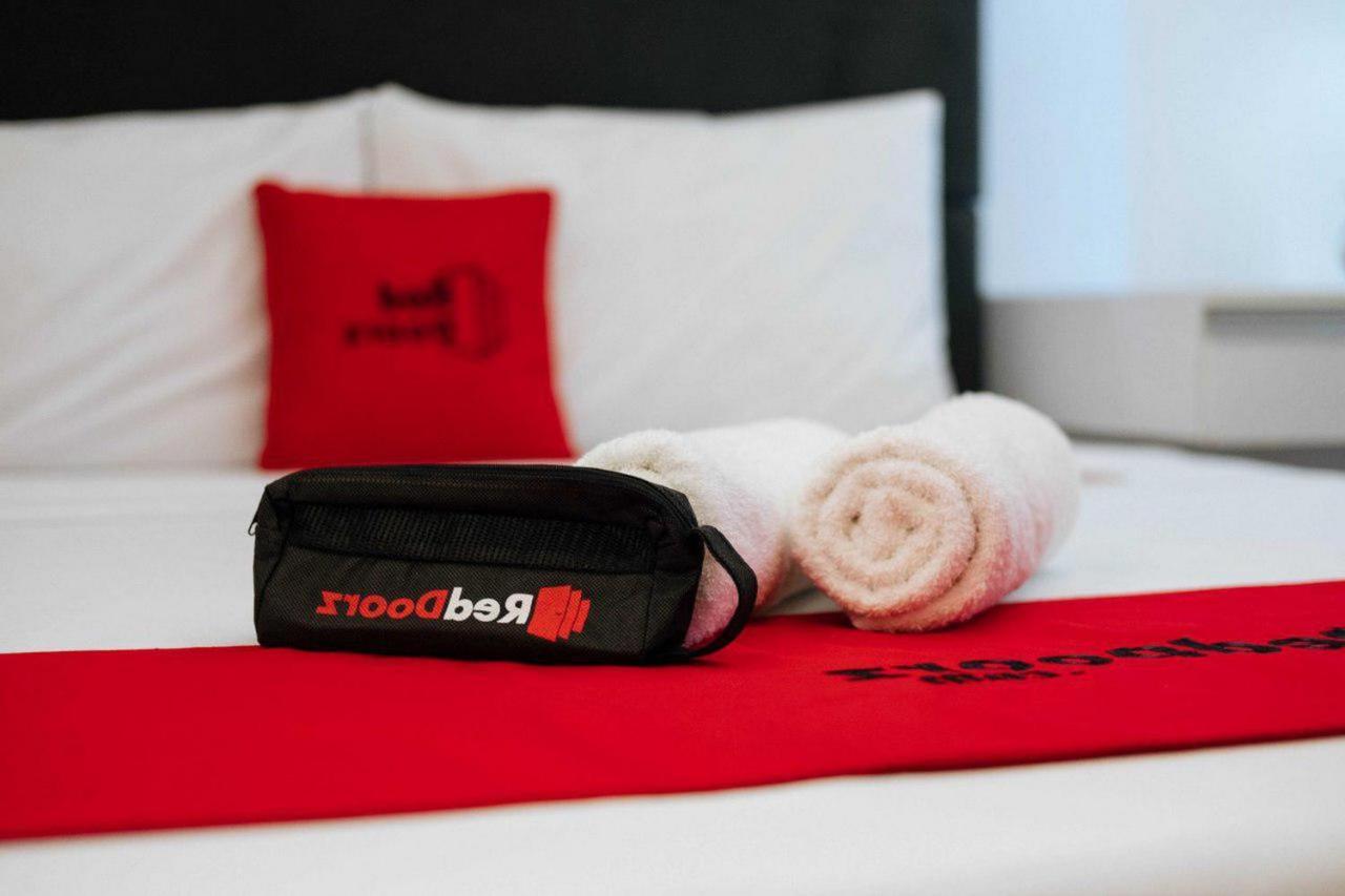 Reddoorz @ Jalan Brigjend Katamso 2 2* Medan